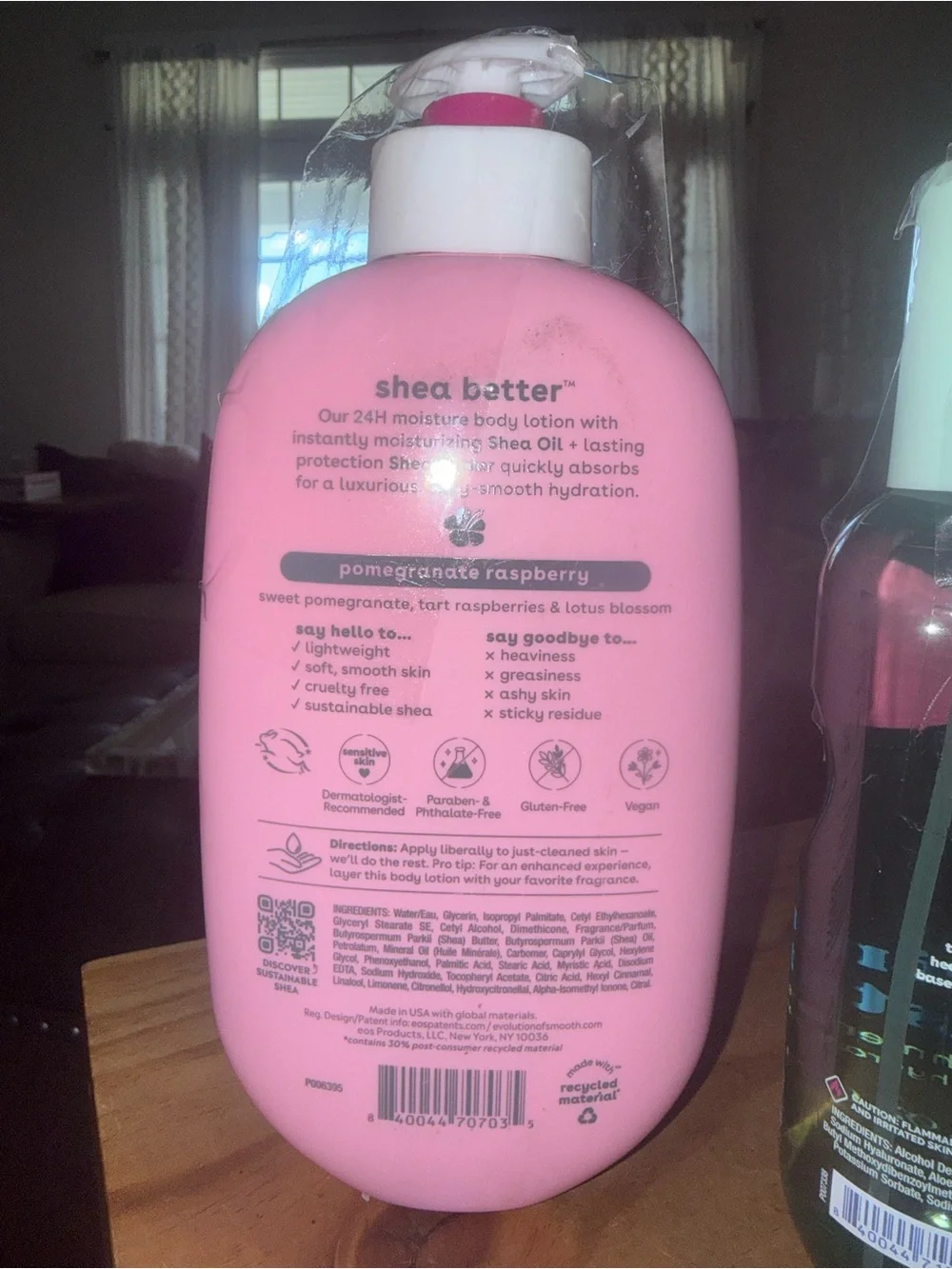EOS body lotion, pomegranate raspberry& Buddy mist cream de pistachio